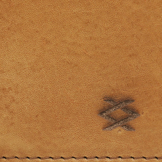 Bleiz - The Cardholder