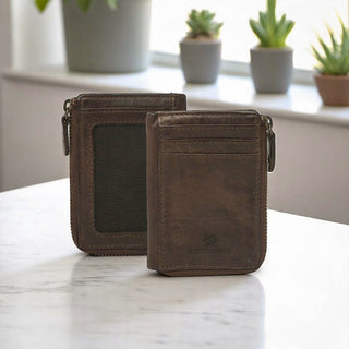 Wilson - The Cardholder -Dark Brown